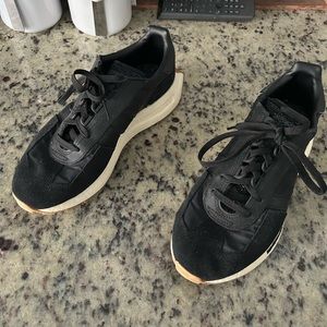 Adidas Retropy 9.5 Like New lightly used